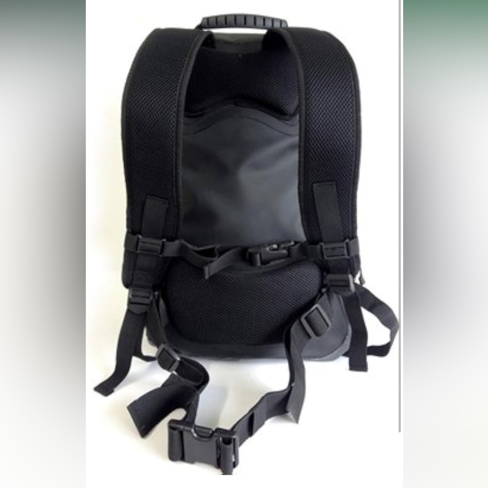 NWT Aquapay Trailproof Daysac 28L - Picture 2 of 6